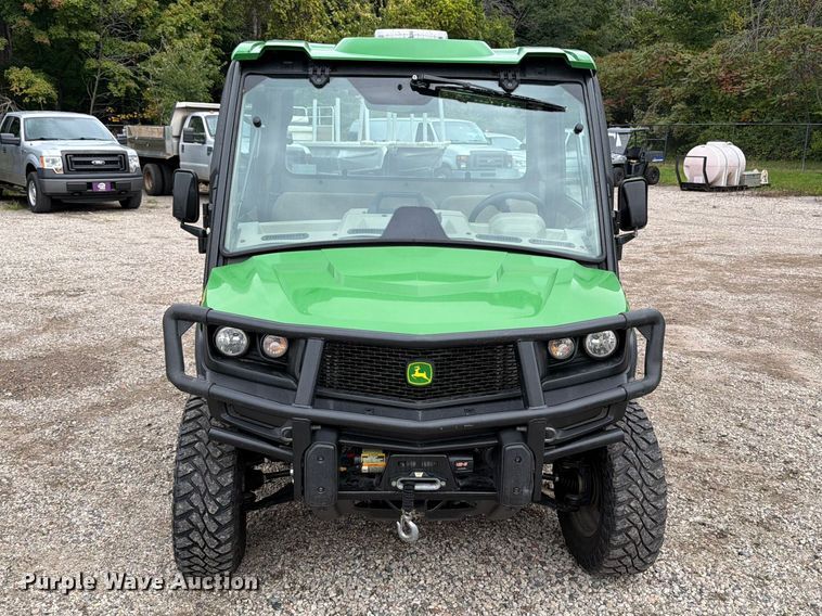 image for item FT7518 2021 John Deere 835R utility vehicle