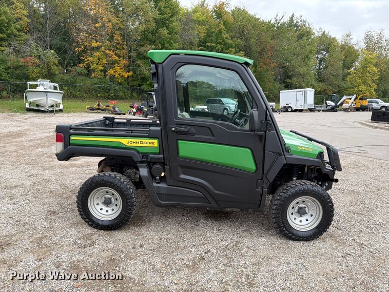 image for item FT7518 2021 John Deere 835R utility vehicle