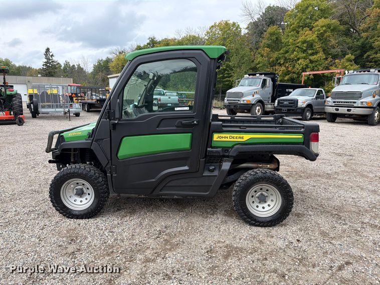 image for item FT7518 2021 John Deere 835R utility vehicle