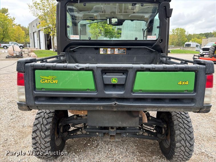 image for item FT7518 2021 John Deere 835R utility vehicle