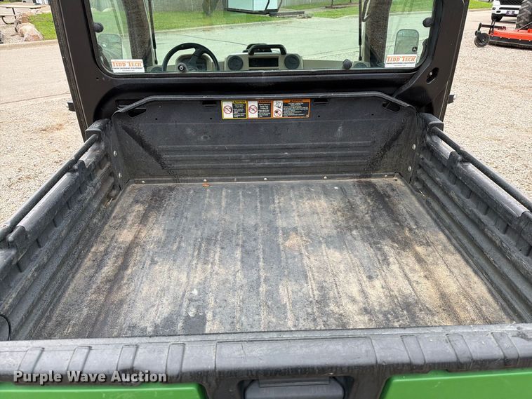 image for item FT7518 2021 John Deere 835R utility vehicle