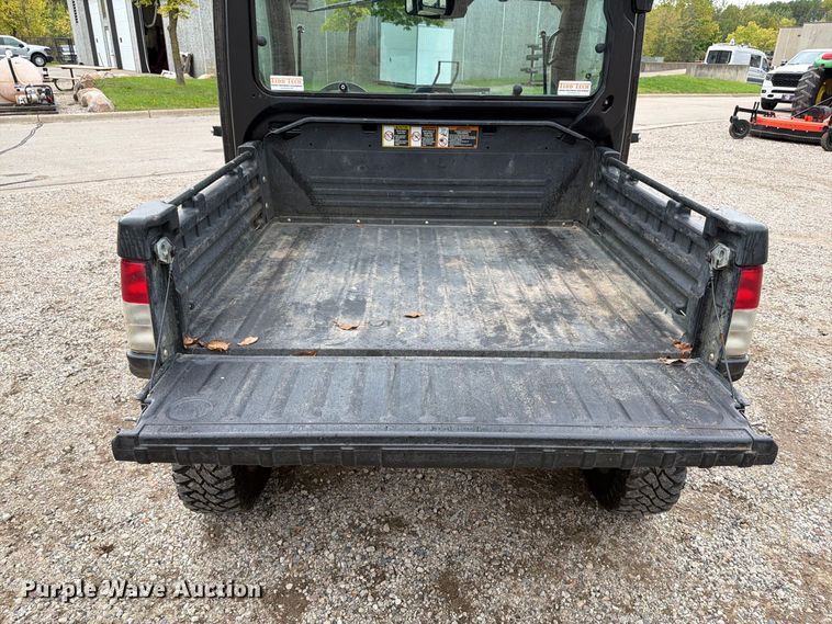 image for item FT7518 2021 John Deere 835R utility vehicle