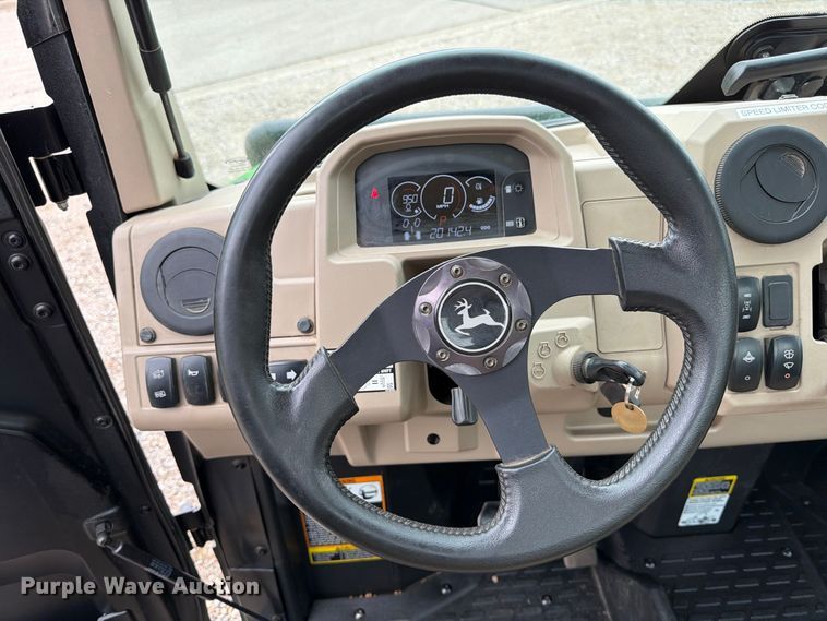 image for item FT7518 2021 John Deere 835R utility vehicle