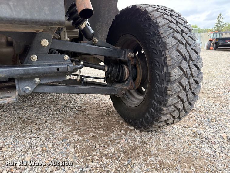 image for item FT7518 2021 John Deere 835R utility vehicle