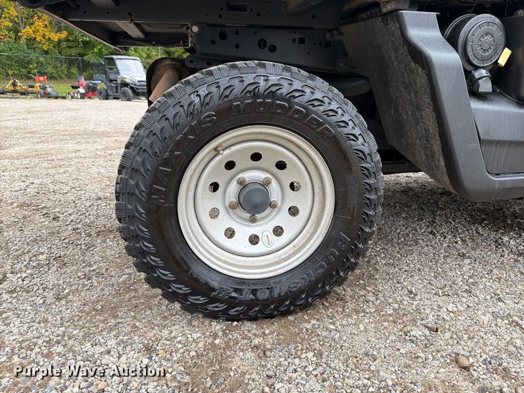 image for item FT7518 2021 John Deere 835R utility vehicle