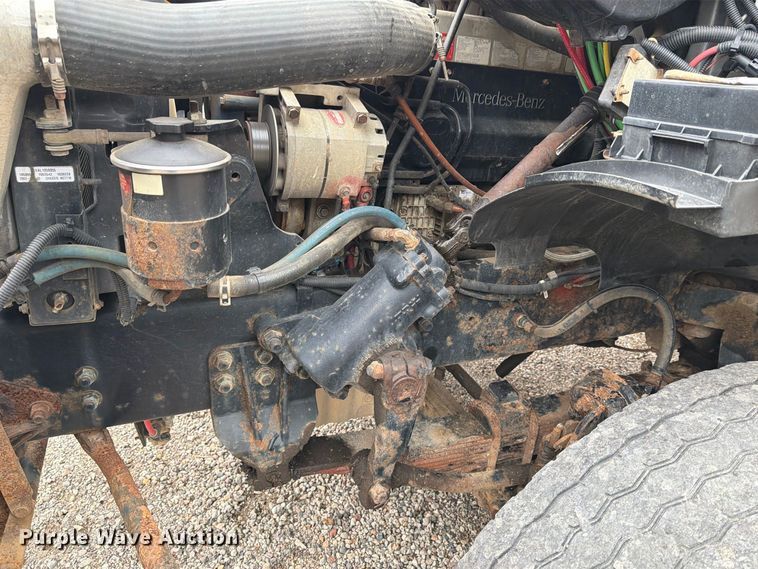 image for item FT7520 2004 Sterling Truck L9500 Series dump truck