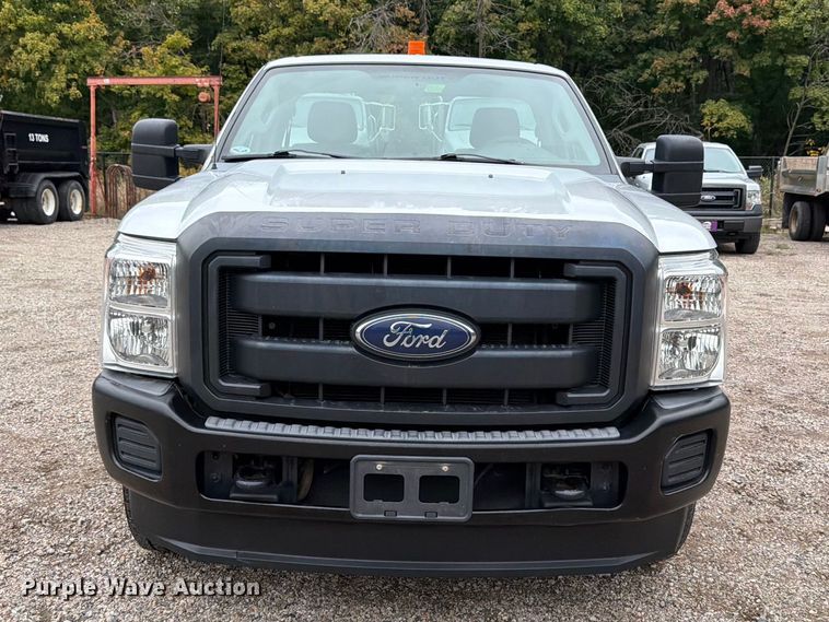 image for item FT7521 2015 Ford F250 Super Duty pickup truck