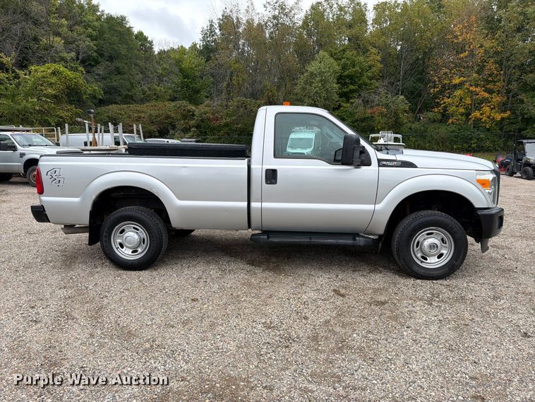 image for item FT7521 2015 Ford F250 Super Duty pickup truck