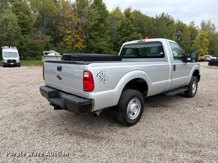 image for item FT7521 2015 Ford F250 Super Duty pickup truck