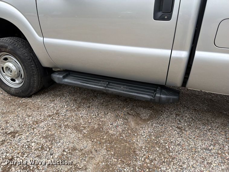 image for item FT7521 2015 Ford F250 Super Duty pickup truck