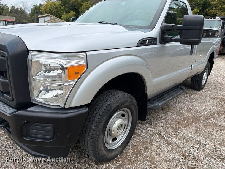 image for item FT7521 2015 Ford F250 Super Duty pickup truck