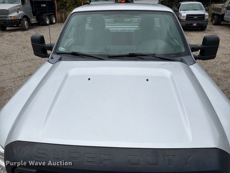 image for item FT7521 2015 Ford F250 Super Duty pickup truck