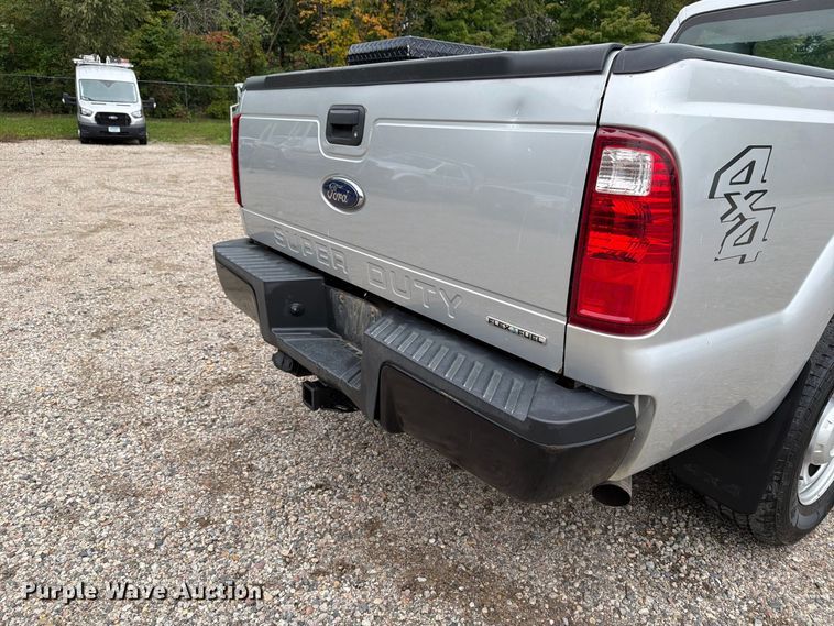 image for item FT7521 2015 Ford F250 Super Duty pickup truck