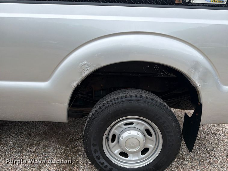 image for item FT7521 2015 Ford F250 Super Duty pickup truck