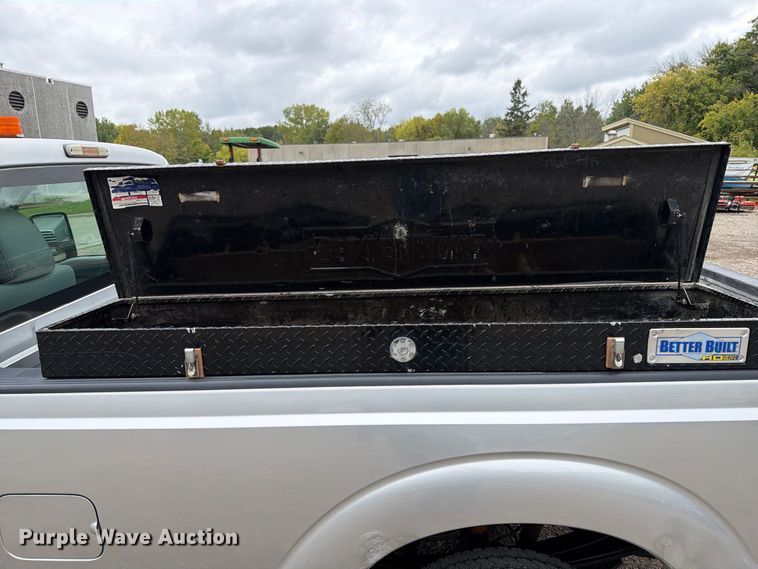 image for item FT7521 2015 Ford F250 Super Duty pickup truck