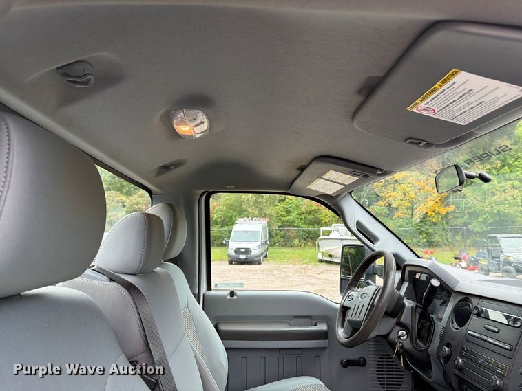 image for item FT7521 2015 Ford F250 Super Duty pickup truck