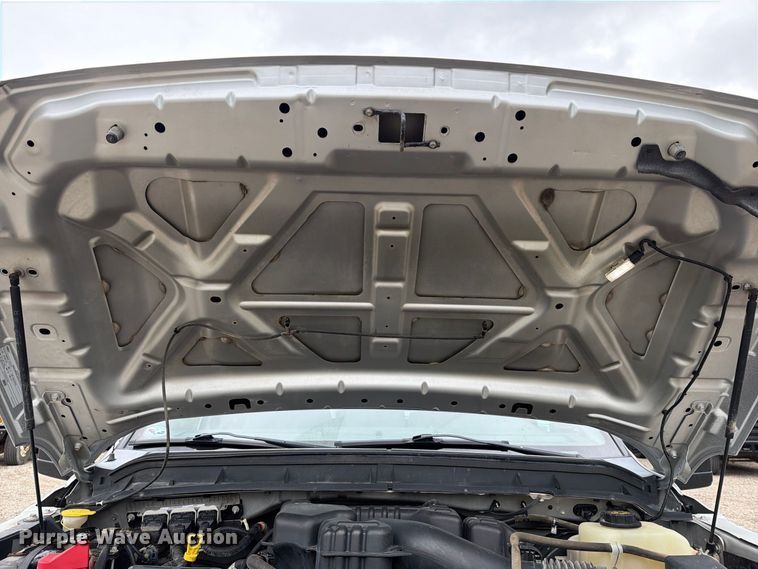 image for item FT7521 2015 Ford F250 Super Duty pickup truck
