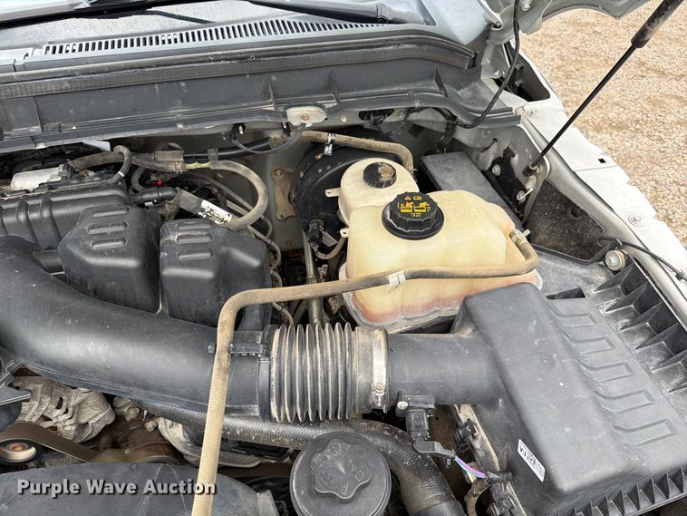 image for item FT7521 2015 Ford F250 Super Duty pickup truck