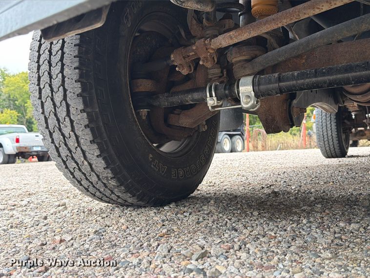 image for item FT7521 2015 Ford F250 Super Duty pickup truck