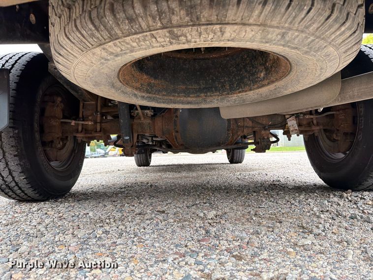 image for item FT7521 2015 Ford F250 Super Duty pickup truck