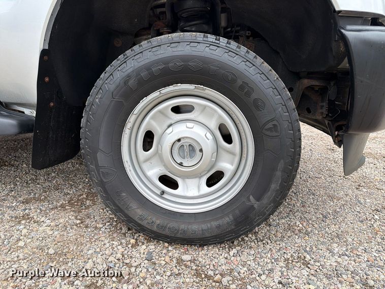 image for item FT7521 2015 Ford F250 Super Duty pickup truck
