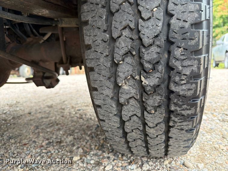 image for item FT7521 2015 Ford F250 Super Duty pickup truck