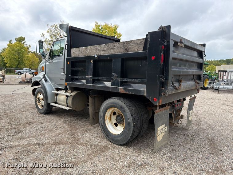 image for item FT7522 2004 Sterling Truck L8500 Series dump truck