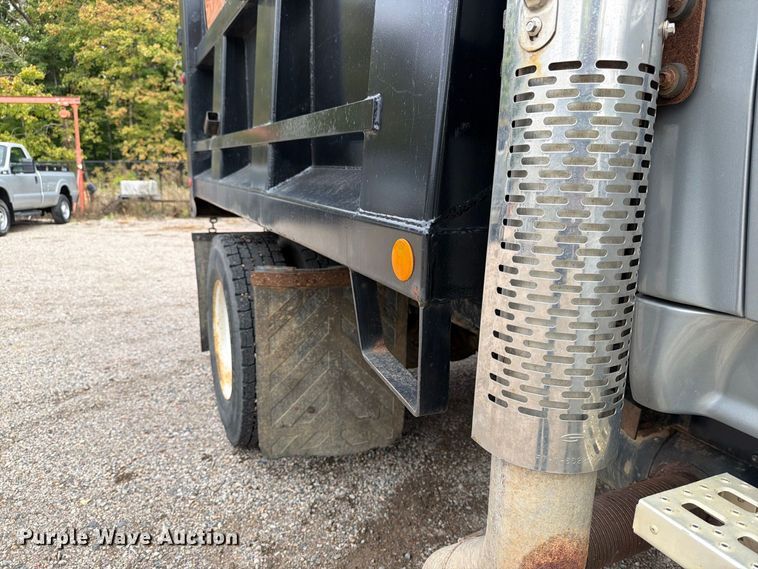 image for item FT7522 2004 Sterling Truck L8500 Series dump truck