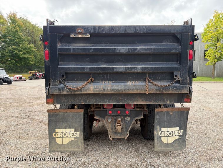 image for item FT7522 2004 Sterling Truck L8500 Series dump truck