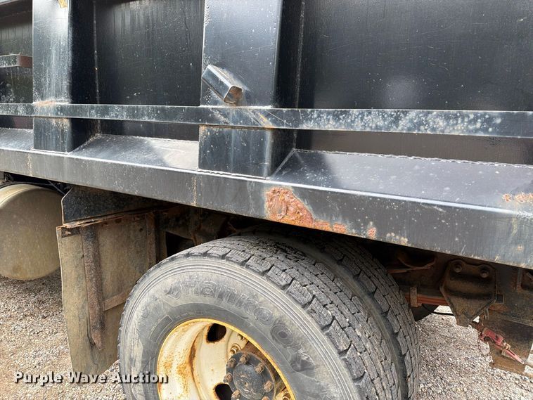 image for item FT7522 2004 Sterling Truck L8500 Series dump truck