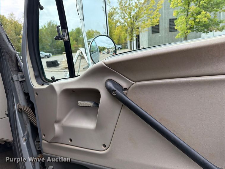 image for item FT7522 2004 Sterling Truck L8500 Series dump truck