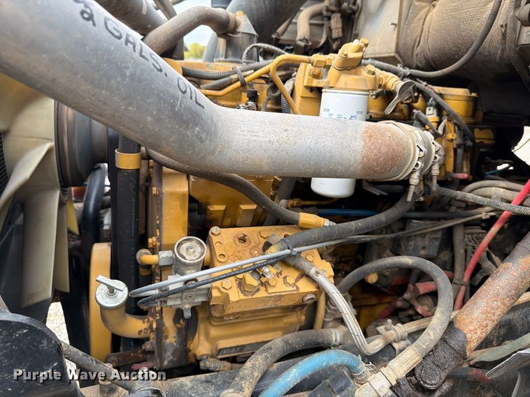 image for item FT7522 2004 Sterling Truck L8500 Series dump truck