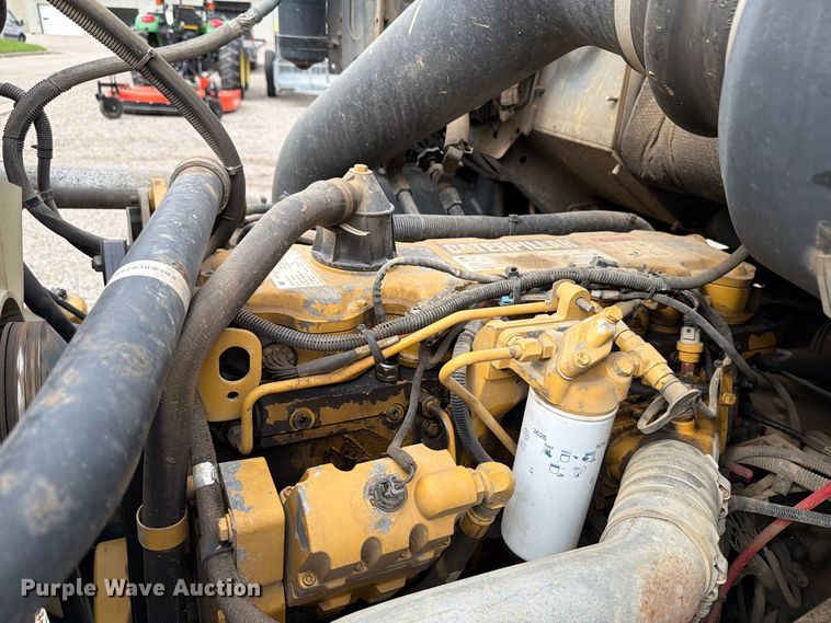 image for item FT7522 2004 Sterling Truck L8500 Series dump truck