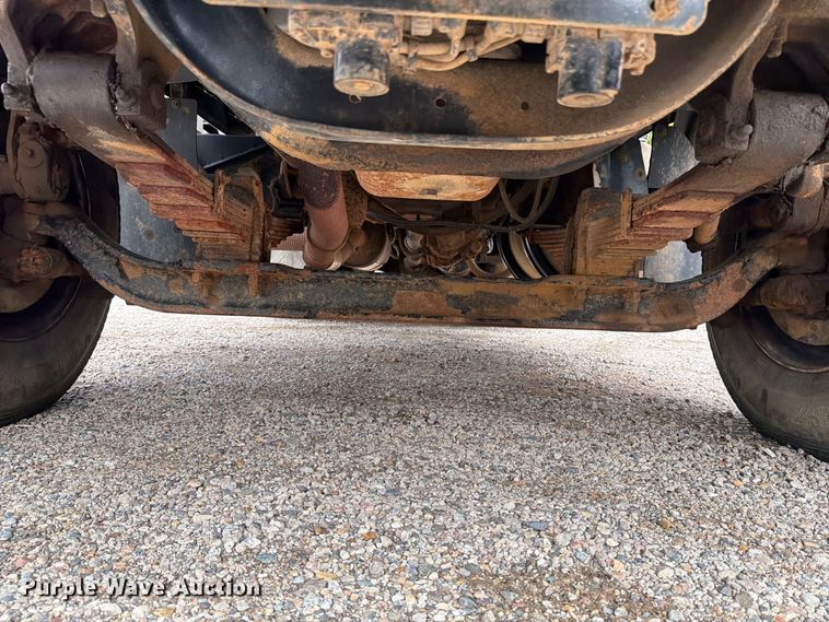 image for item FT7522 2004 Sterling Truck L8500 Series dump truck