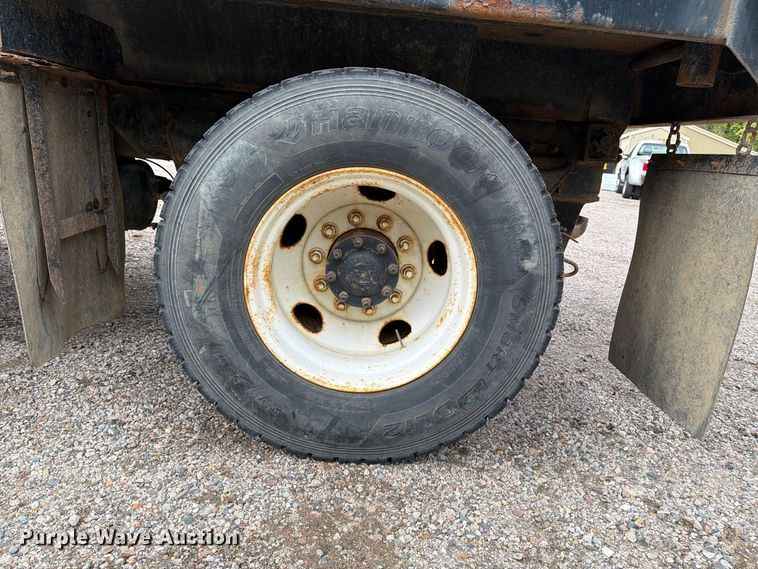 image for item FT7522 2004 Sterling Truck L8500 Series dump truck
