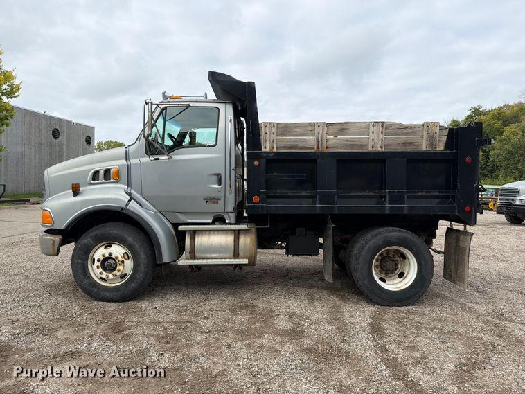 image for item FT7523 2004 Sterling Truck L8500 Series dump truck
