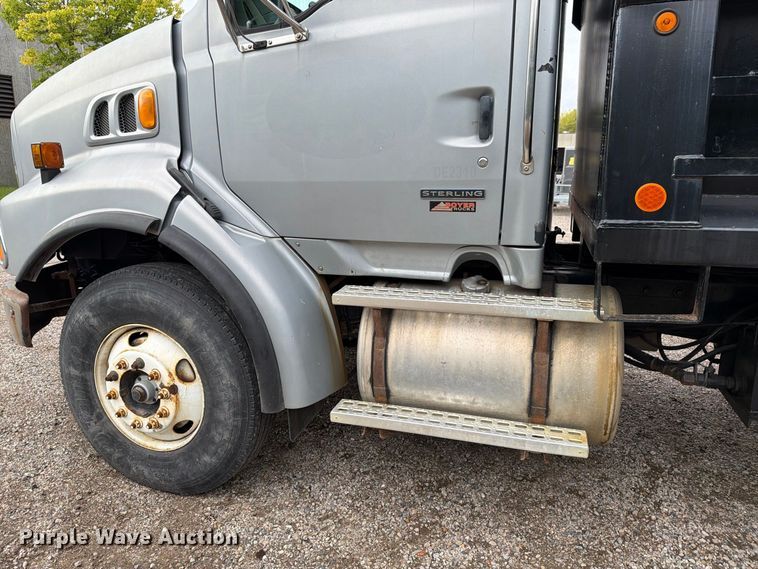 image for item FT7523 2004 Sterling Truck L8500 Series dump truck