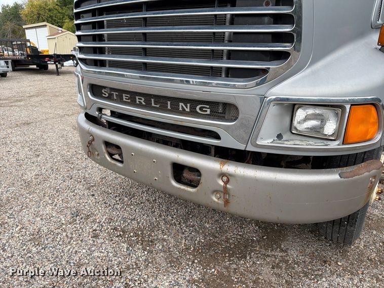image for item FT7523 2004 Sterling Truck L8500 Series dump truck