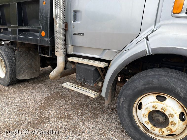 image for item FT7523 2004 Sterling Truck L8500 Series dump truck