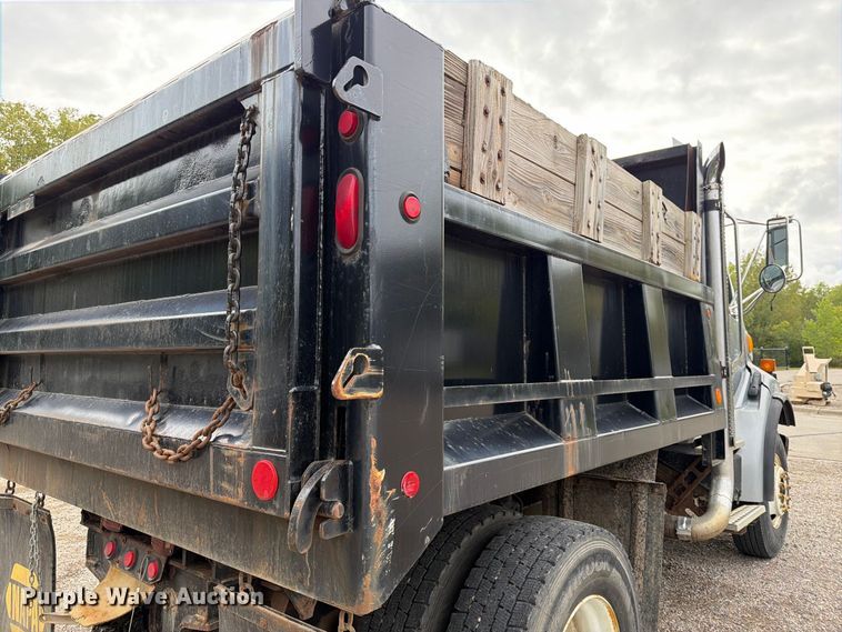 image for item FT7523 2004 Sterling Truck L8500 Series dump truck