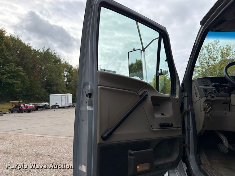 image for item FT7523 2004 Sterling Truck L8500 Series dump truck