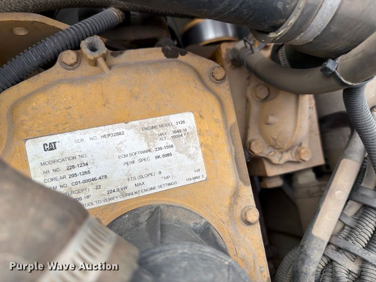 image for item FT7523 2004 Sterling Truck L8500 Series dump truck