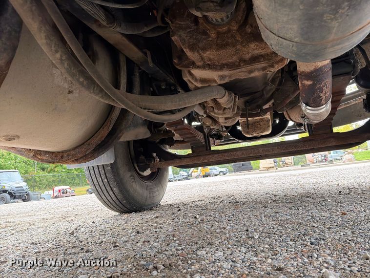 image for item FT7523 2004 Sterling Truck L8500 Series dump truck