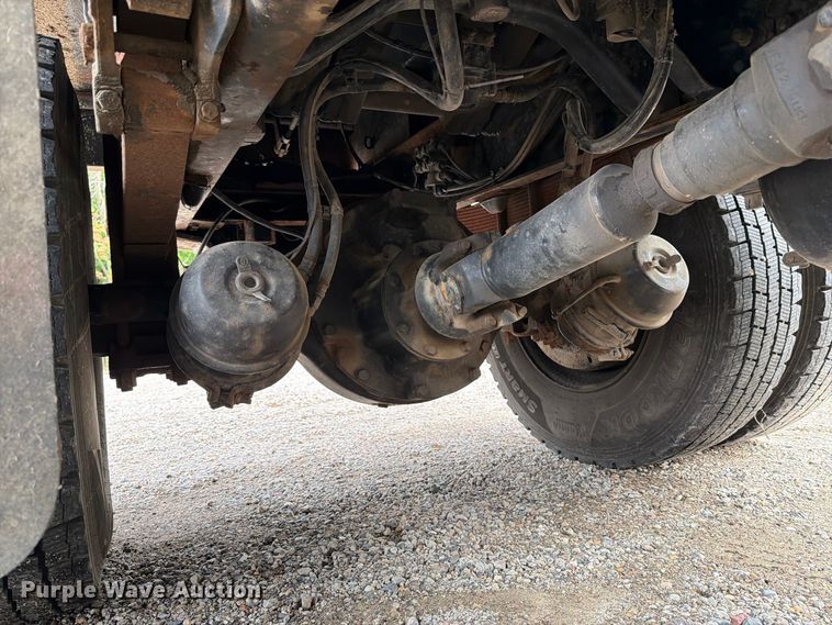image for item FT7523 2004 Sterling Truck L8500 Series dump truck