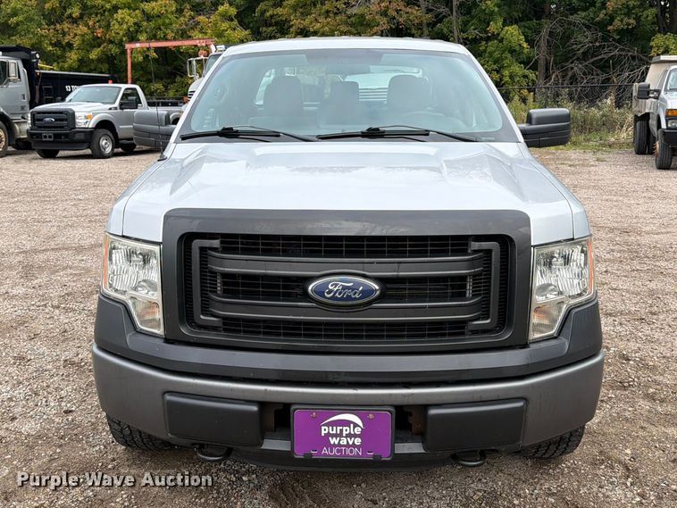 image for item FT7524 2013 Ford F150 Ext. Cab pickup truck