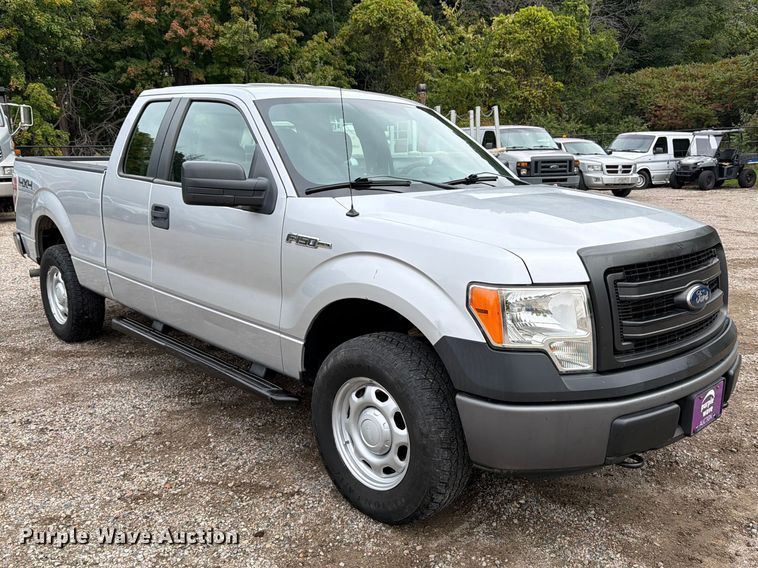 image for item FT7524 2013 Ford F150 Ext. Cab pickup truck