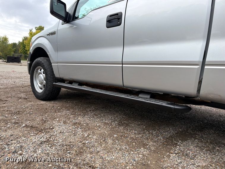 image for item FT7524 2013 Ford F150 Ext. Cab pickup truck