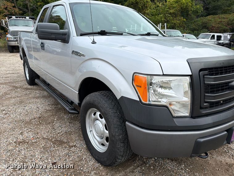 image for item FT7524 2013 Ford F150 Ext. Cab pickup truck