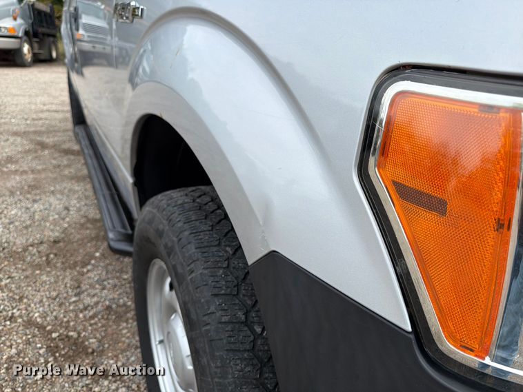 image for item FT7524 2013 Ford F150 Ext. Cab pickup truck