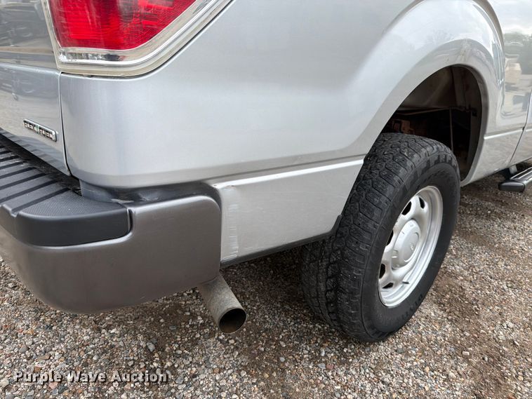 image for item FT7524 2013 Ford F150 Ext. Cab pickup truck